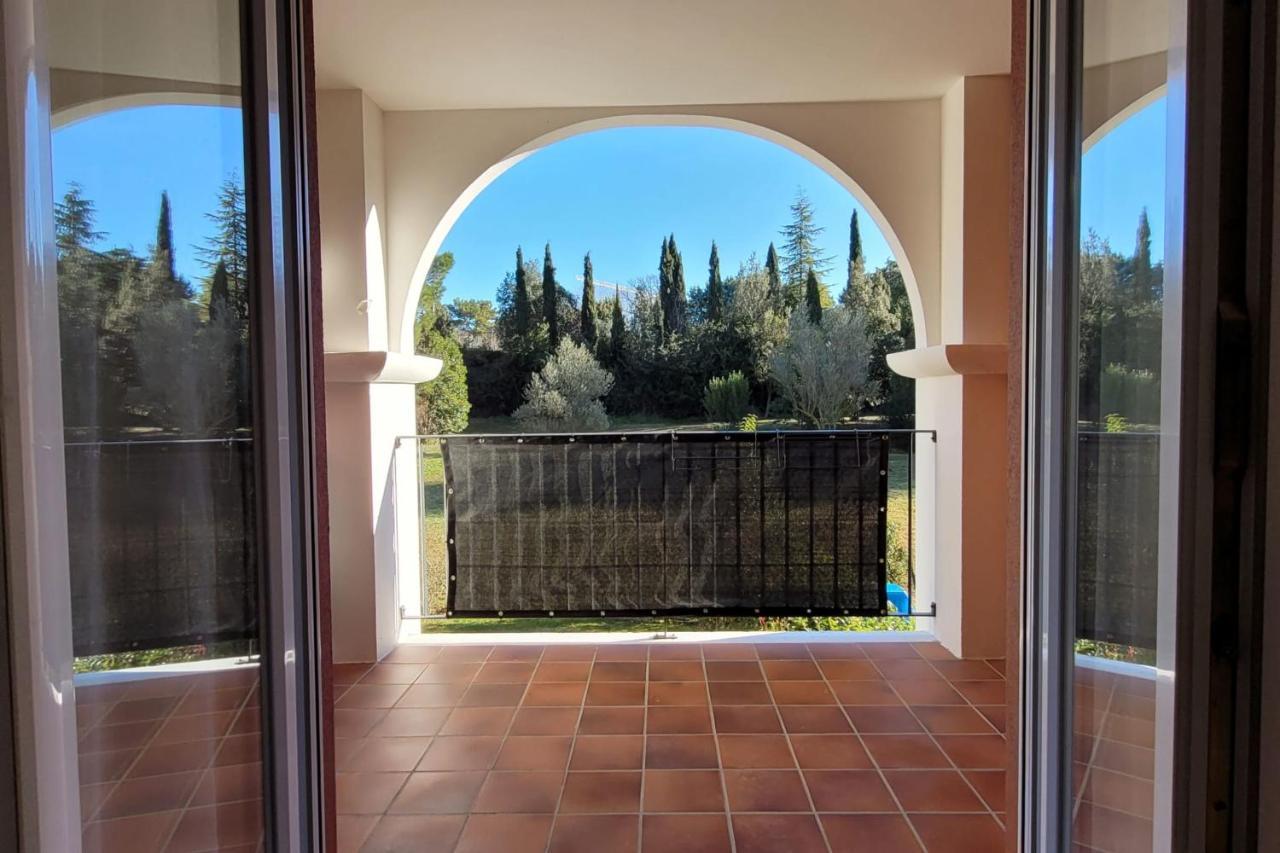 Spacious Bright And Quiet Nest With Terrace Aix-en-Provence Exterior photo